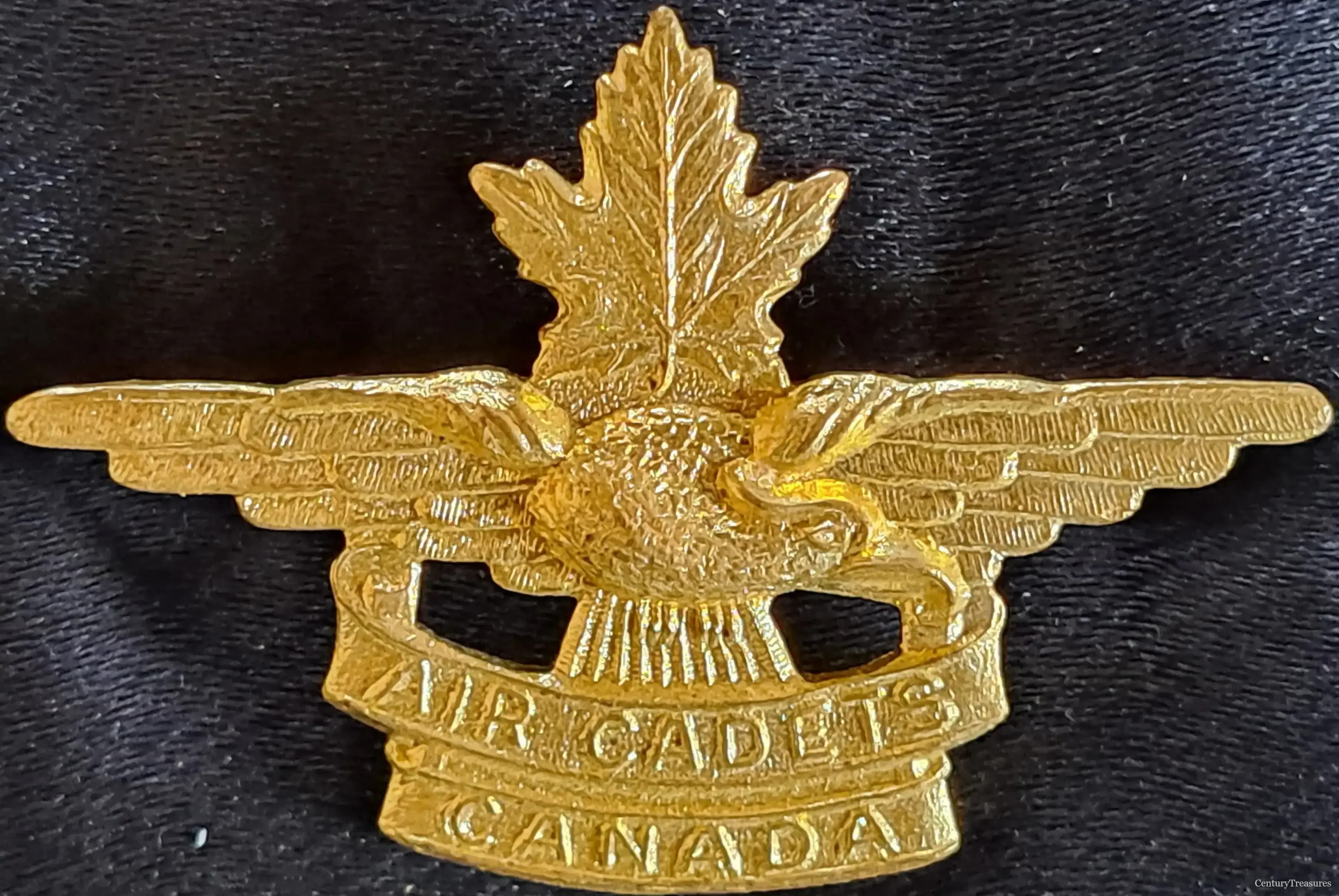 Royal Canadian Air Cadets Brass Cap Badge