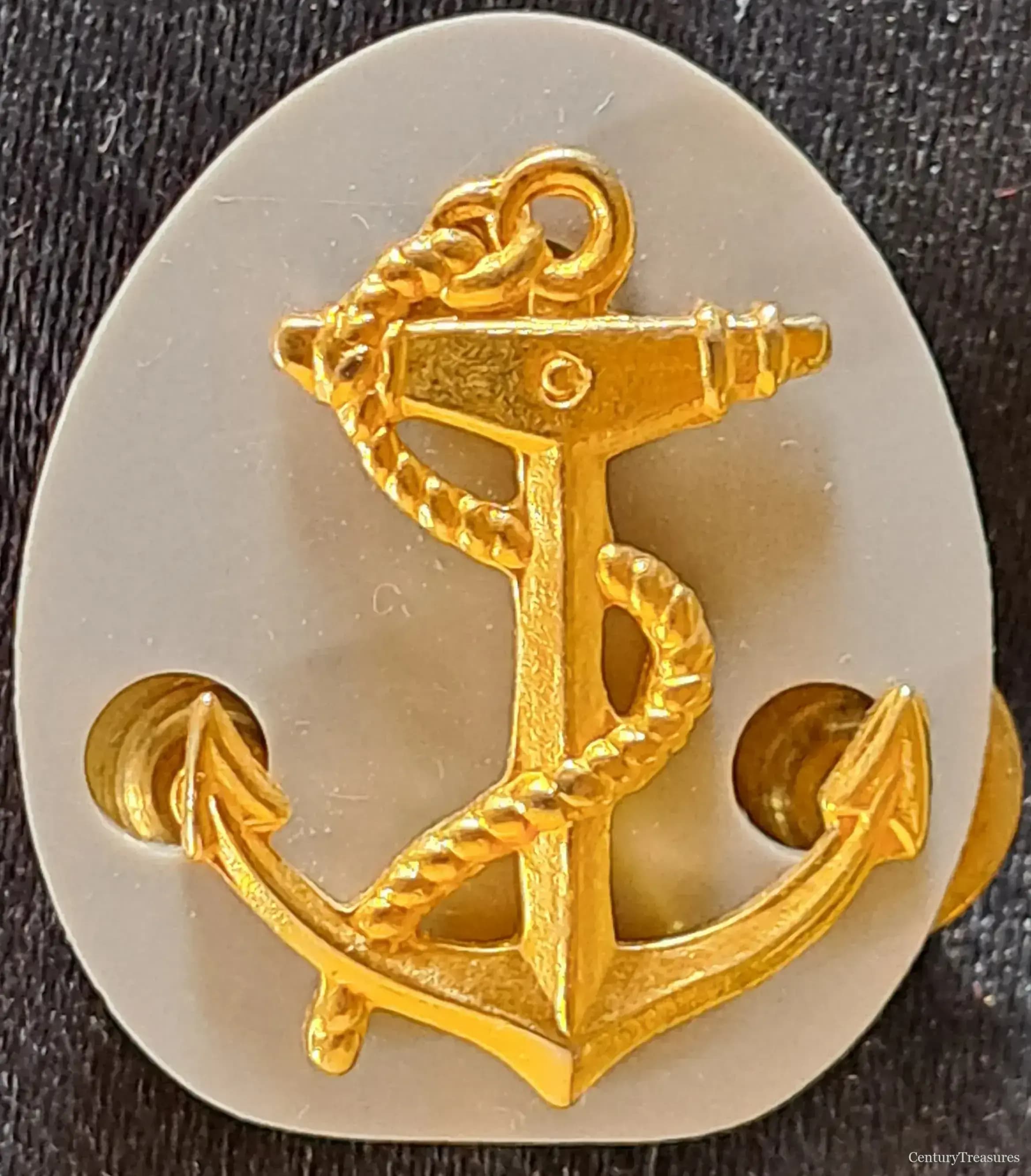Royal Navy Seaman’s Collar Badge 