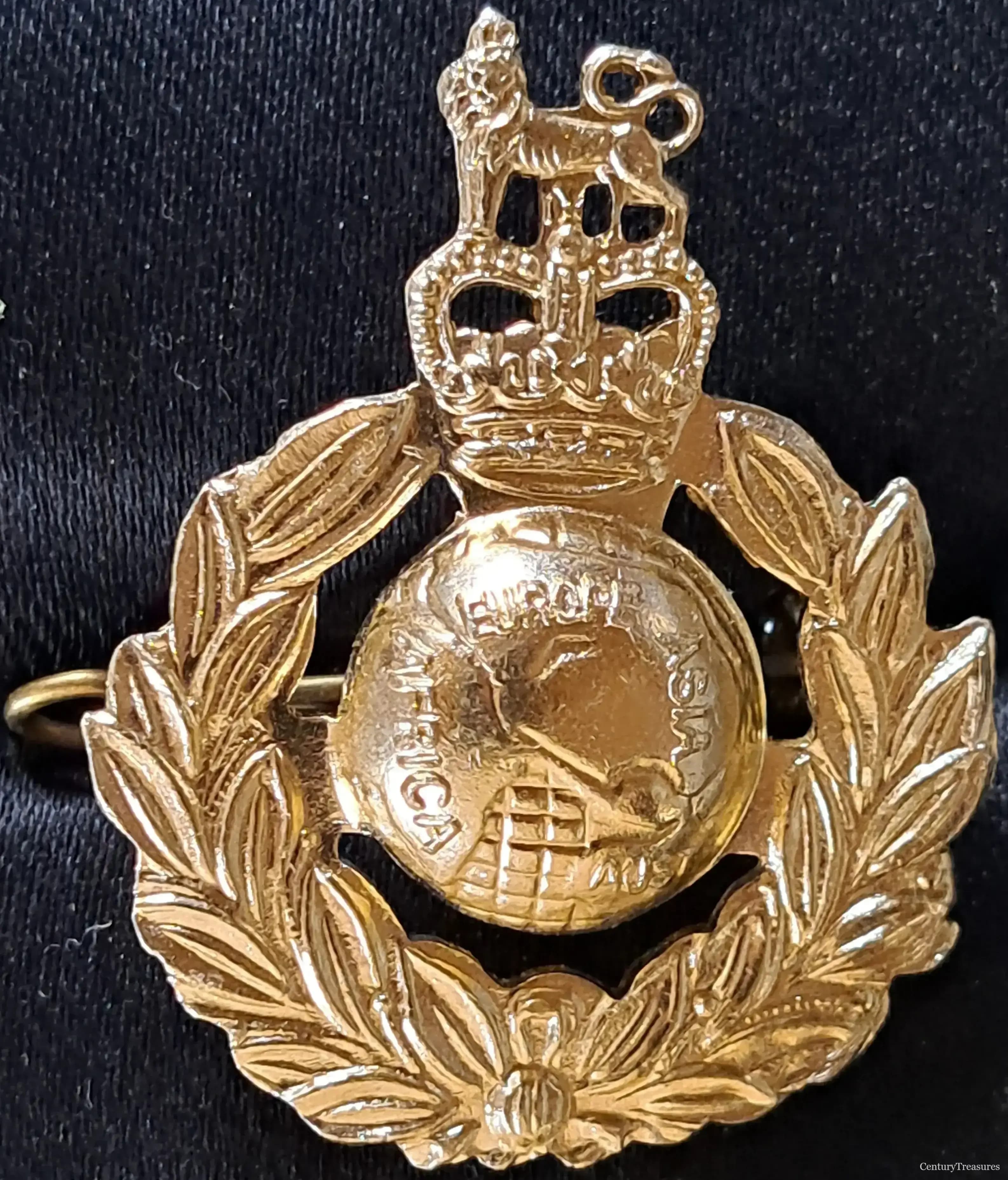 Royal Marines Commando Cap Badge