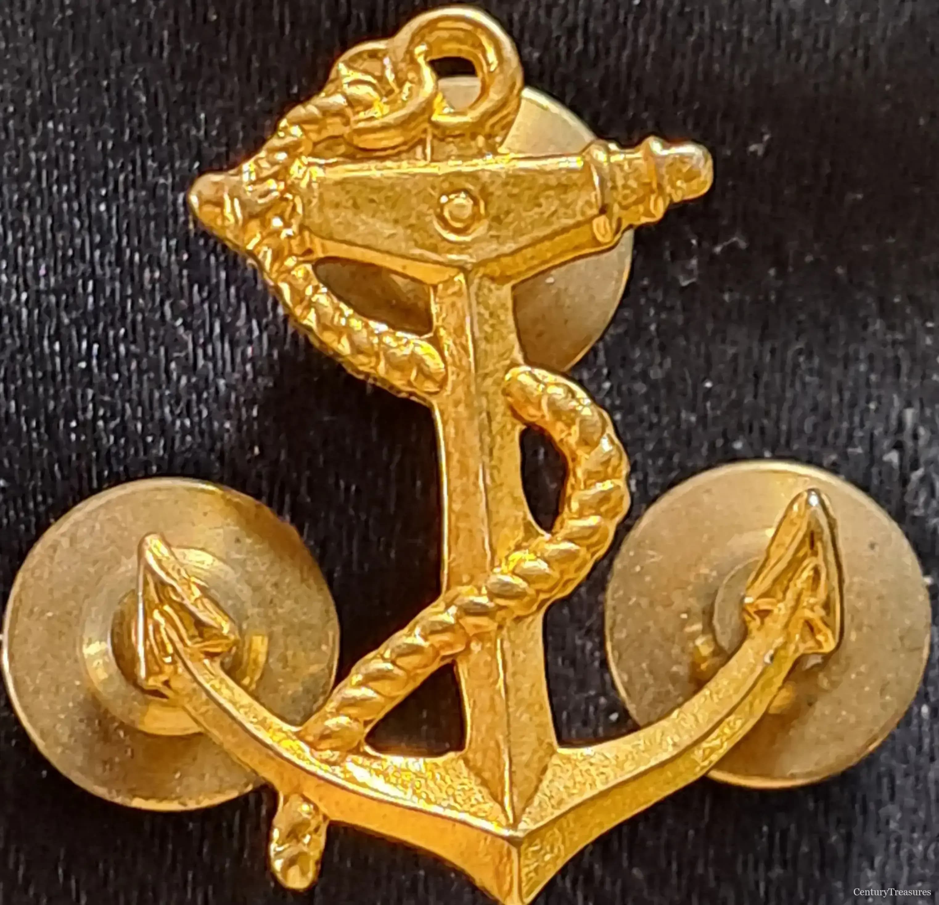 US Navy Seaman’s Collar Badge