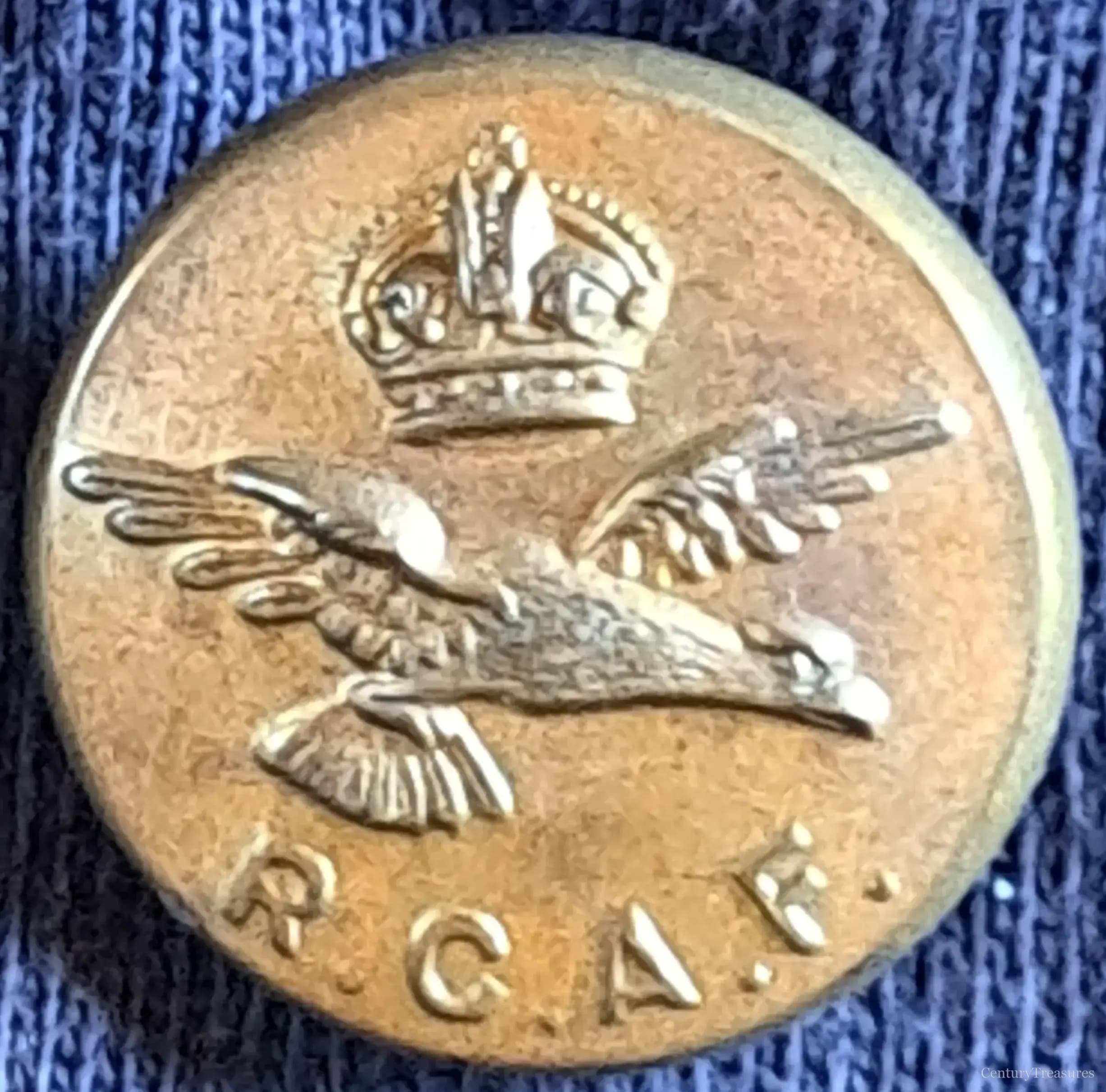 Royal Canadian Air Force Button