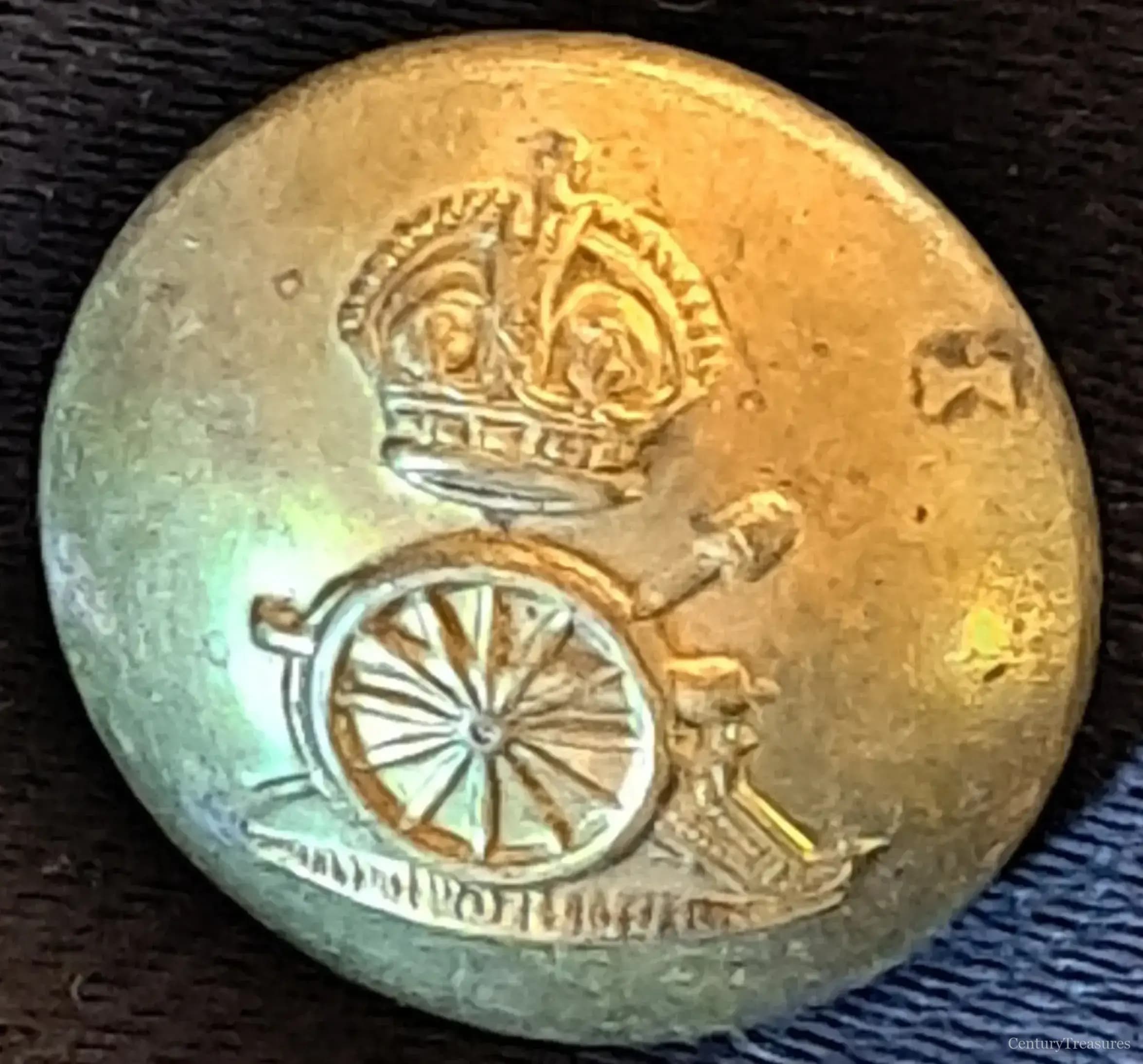 Royal Artillery Button