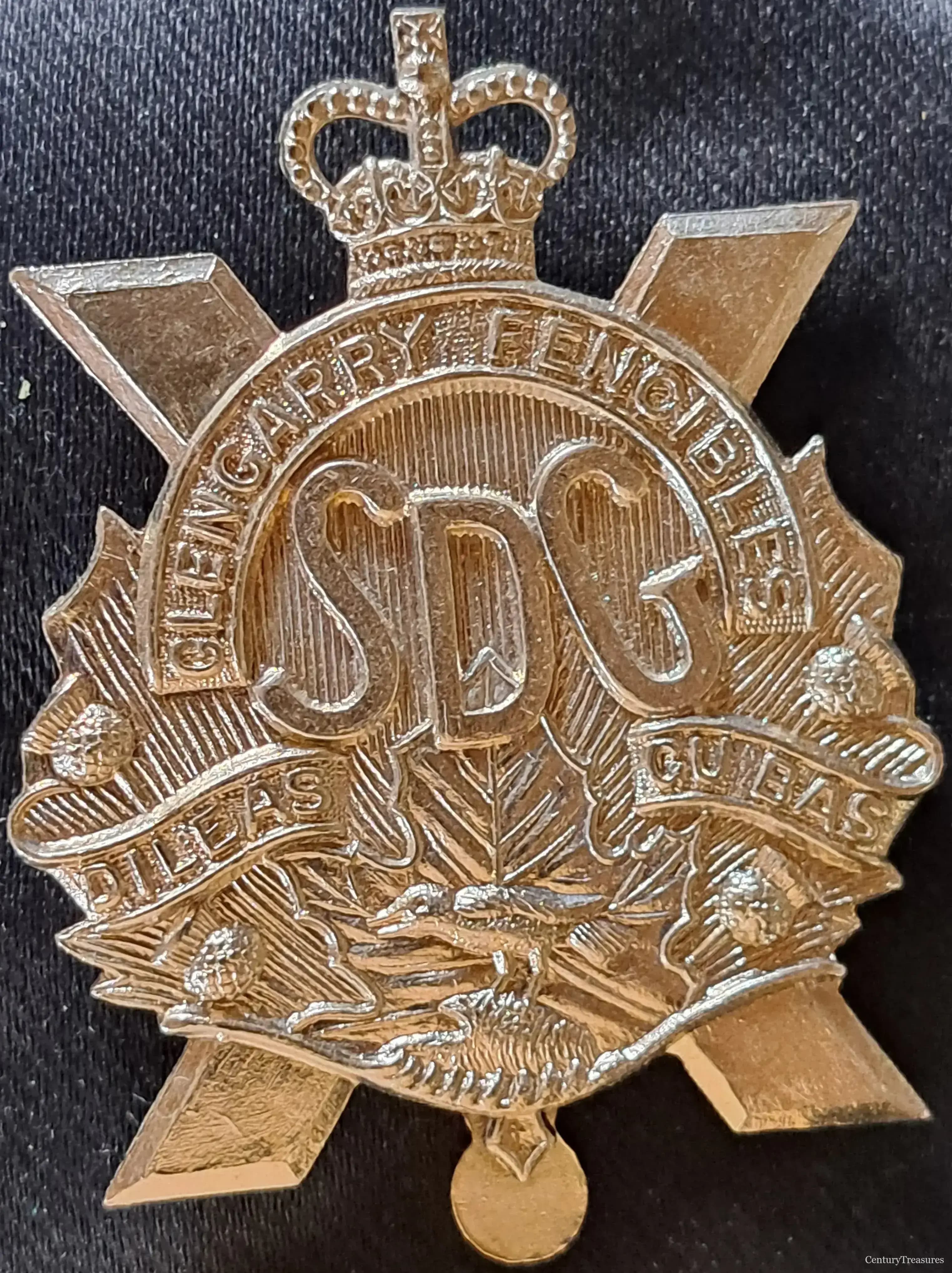 Glengarry Fencibles Queens Crown Cap Badge 
