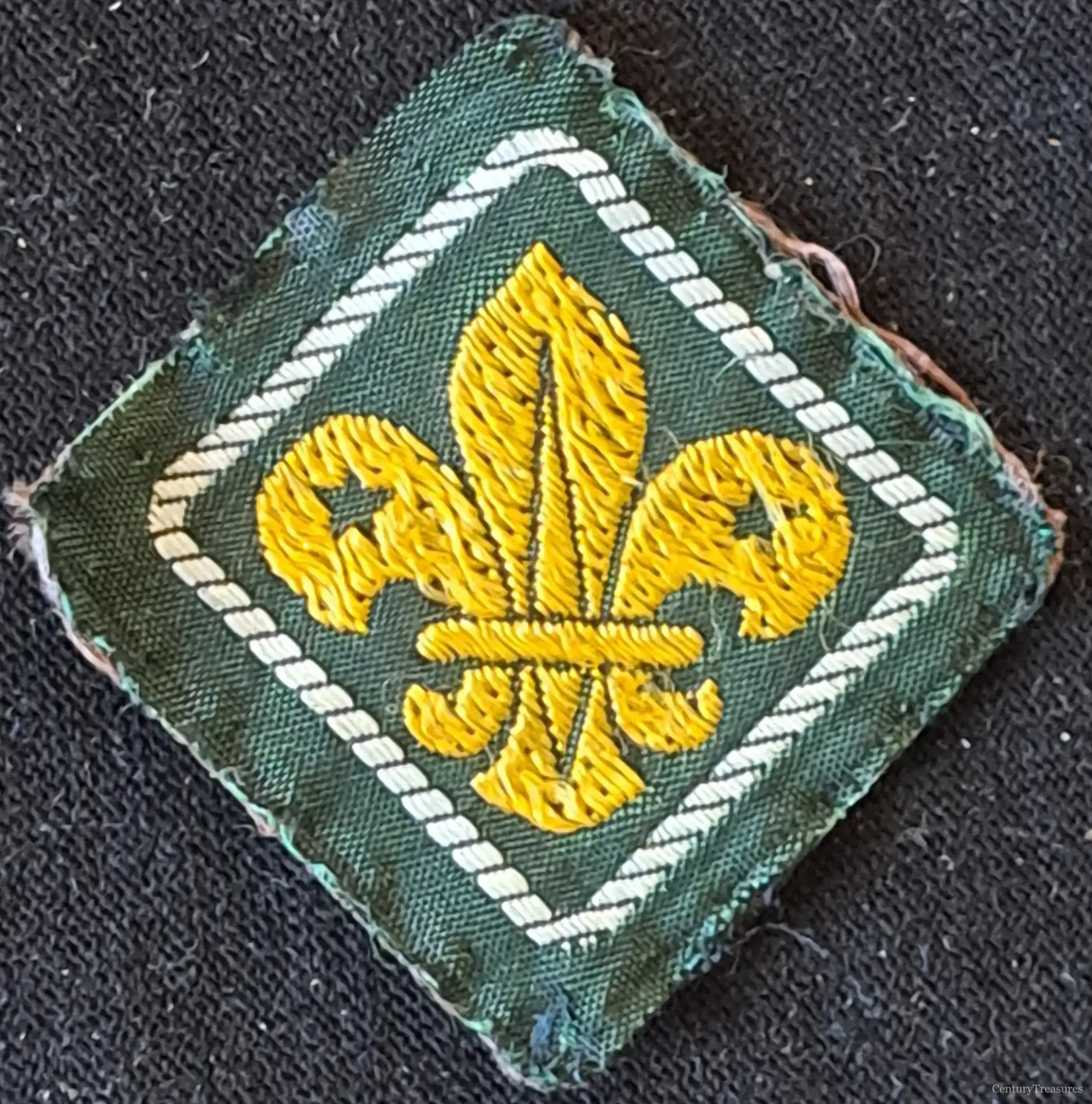 Vintage Boy Scouts Membership Fleur-de-Lis Patch