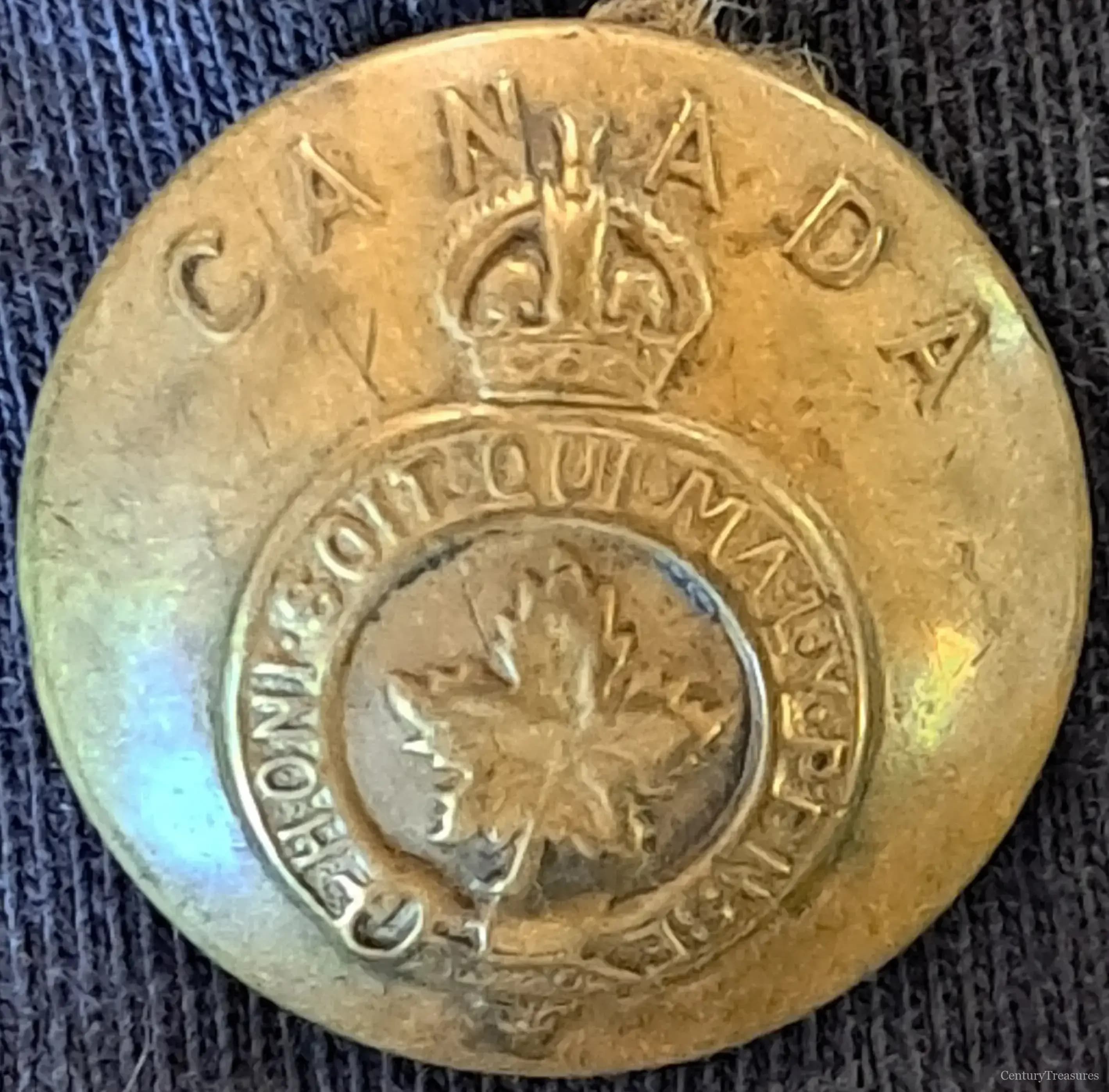 Canadian General Service Button