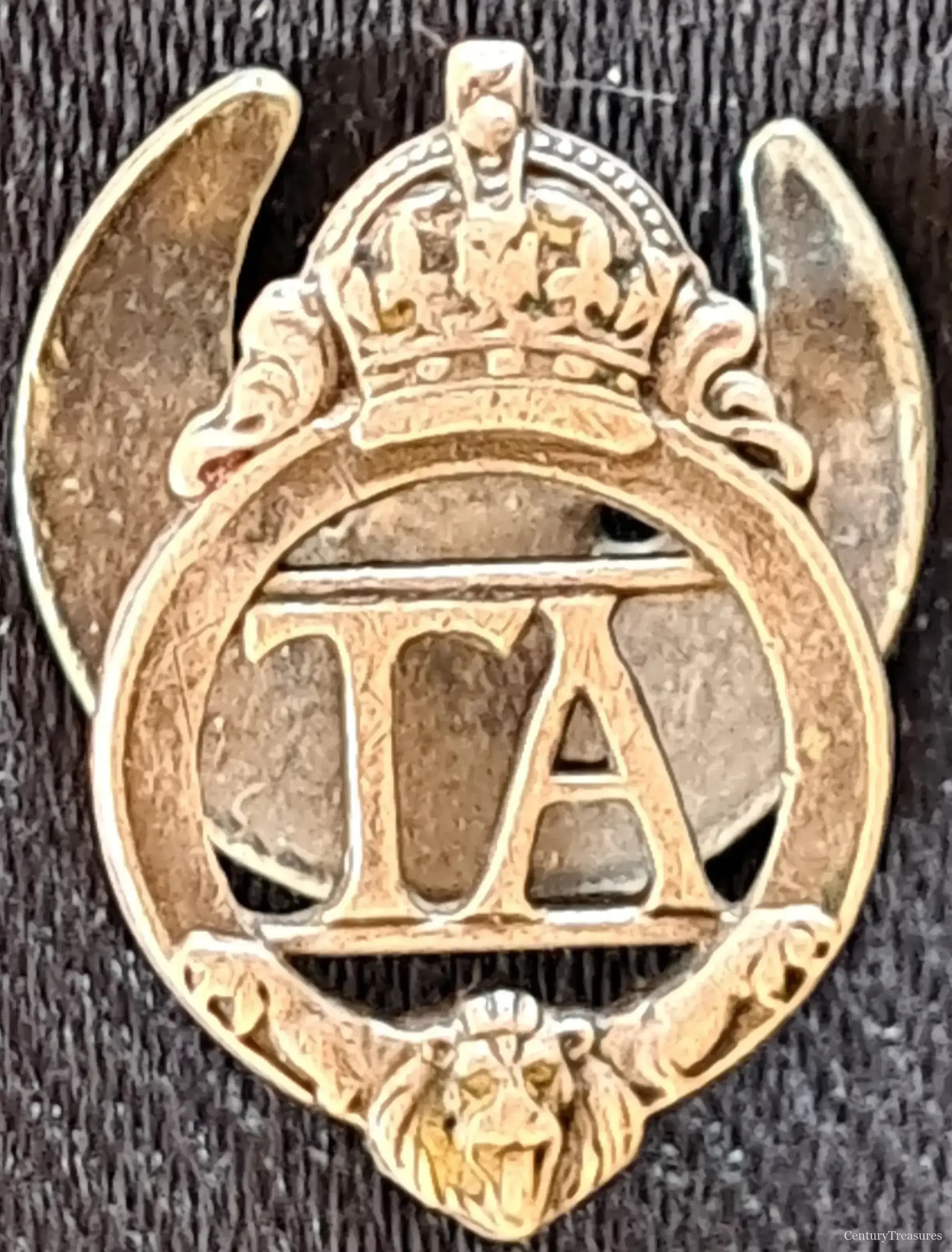 British Territorial Army Silver Lapel Badge