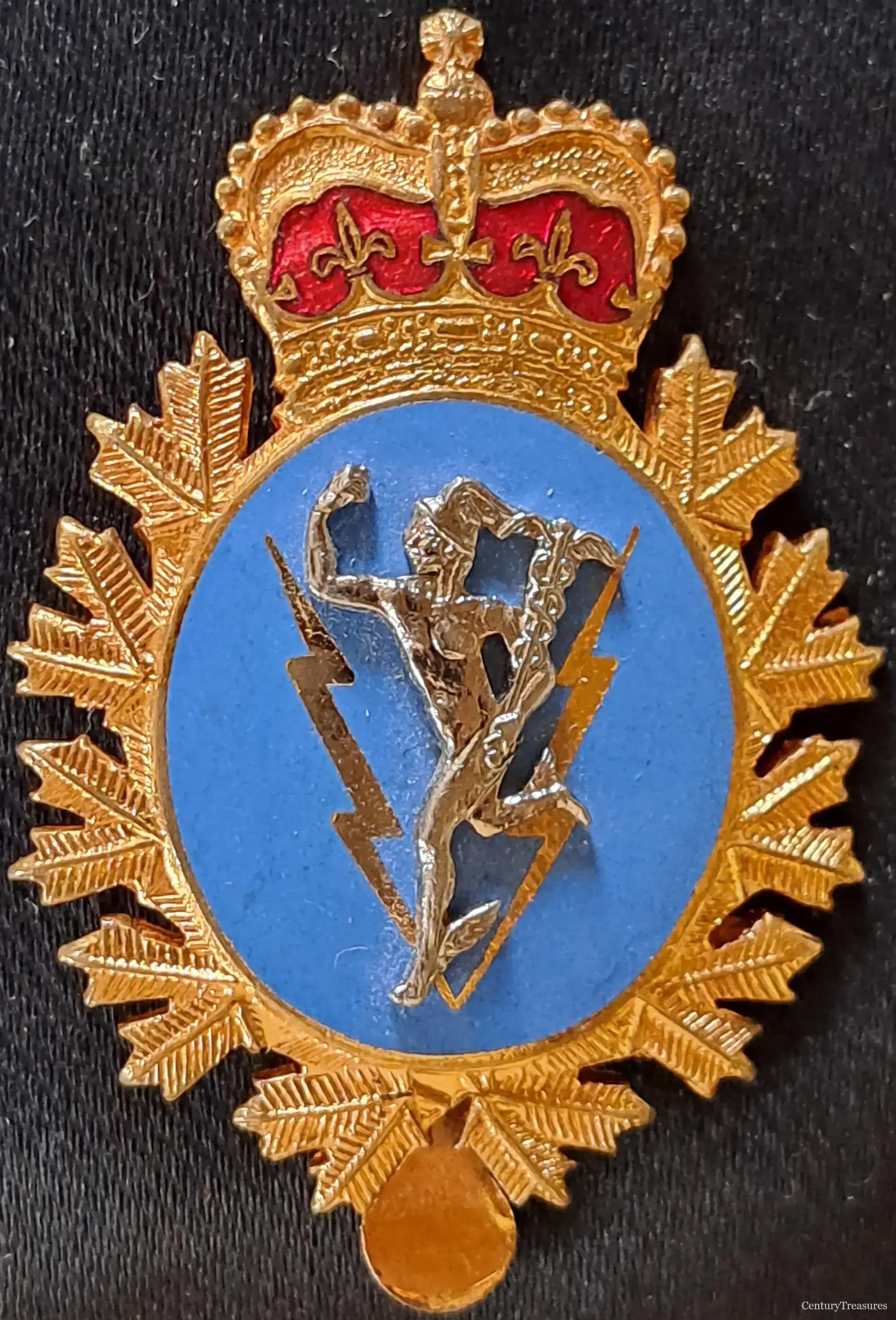 Royal Canadian Communications and Electronics Branch Cap Badge