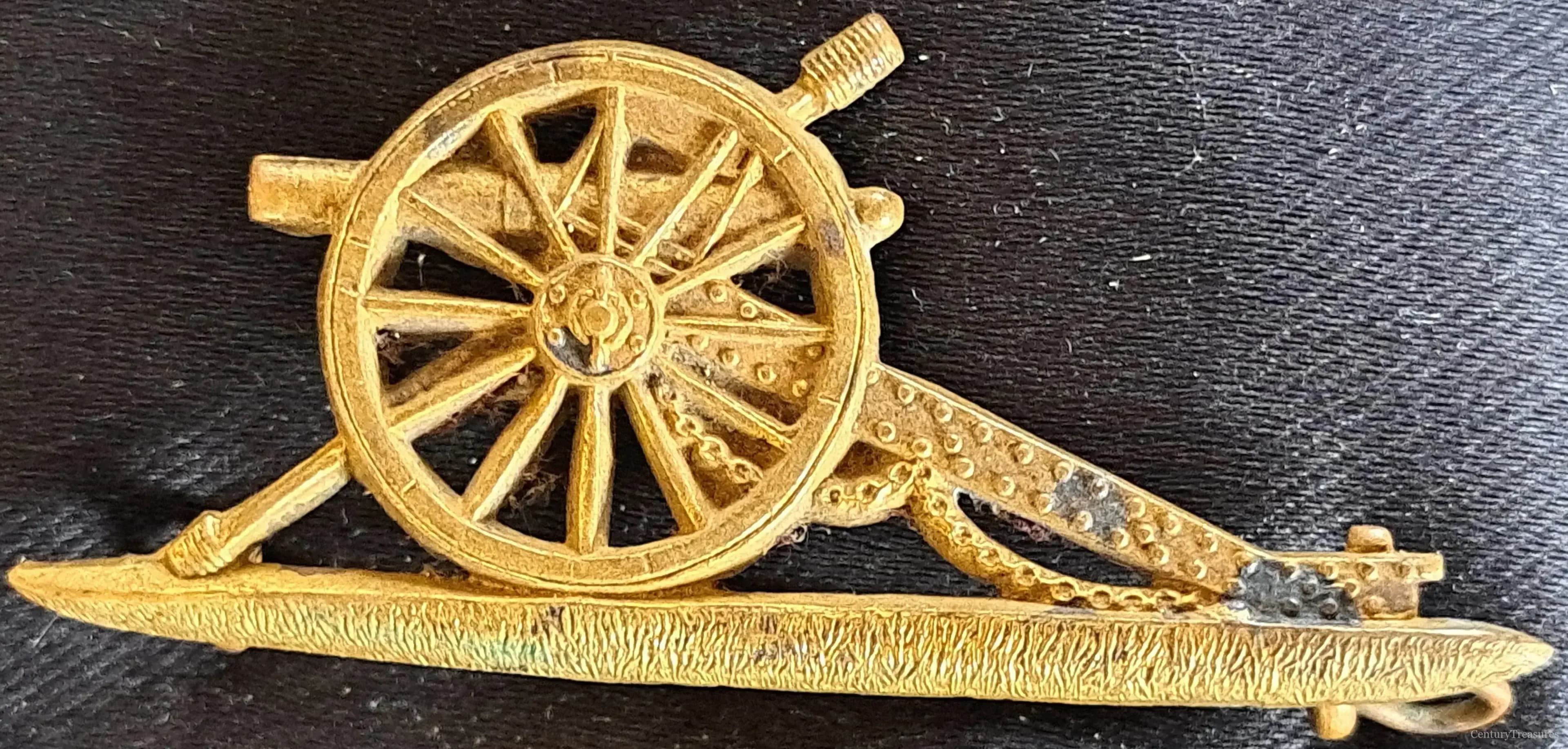 Royal Artillery Gun Device Badge
