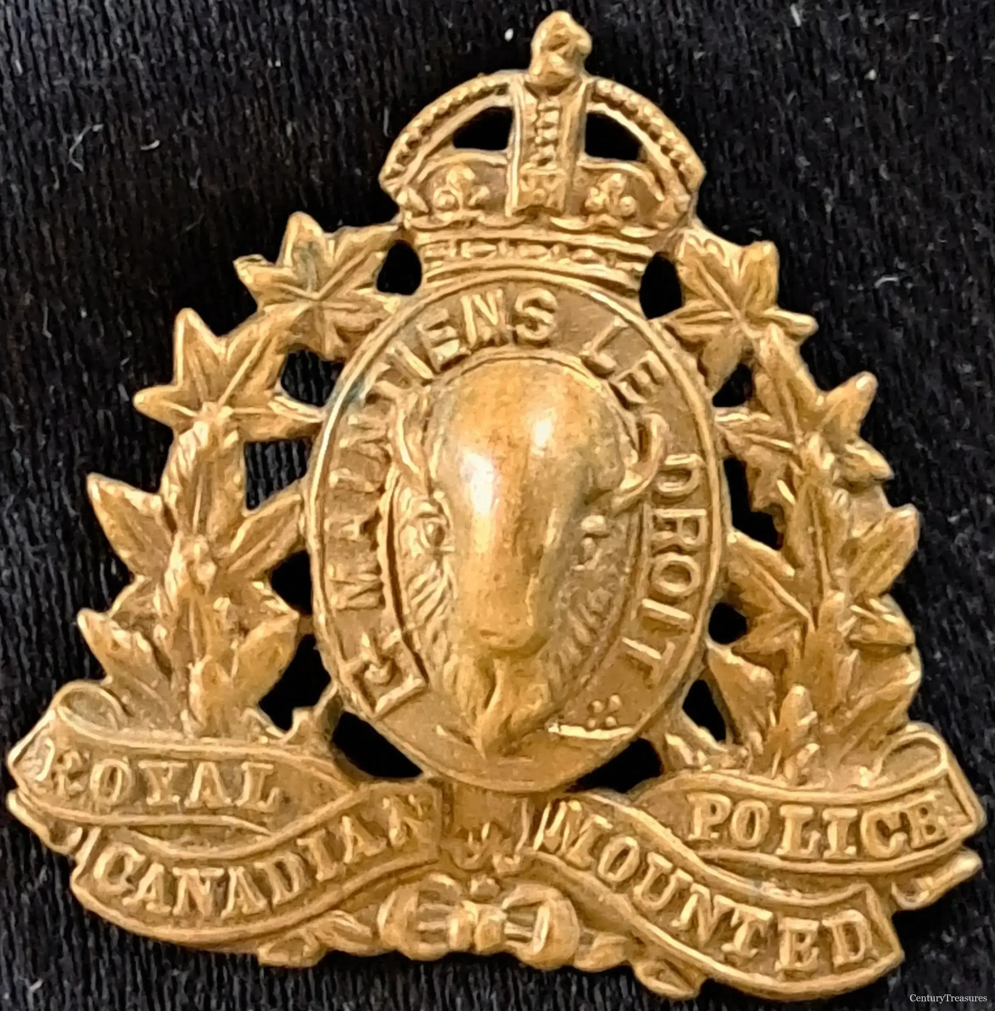 Royal Canadian Mounted Police King's Crown Collar Badge