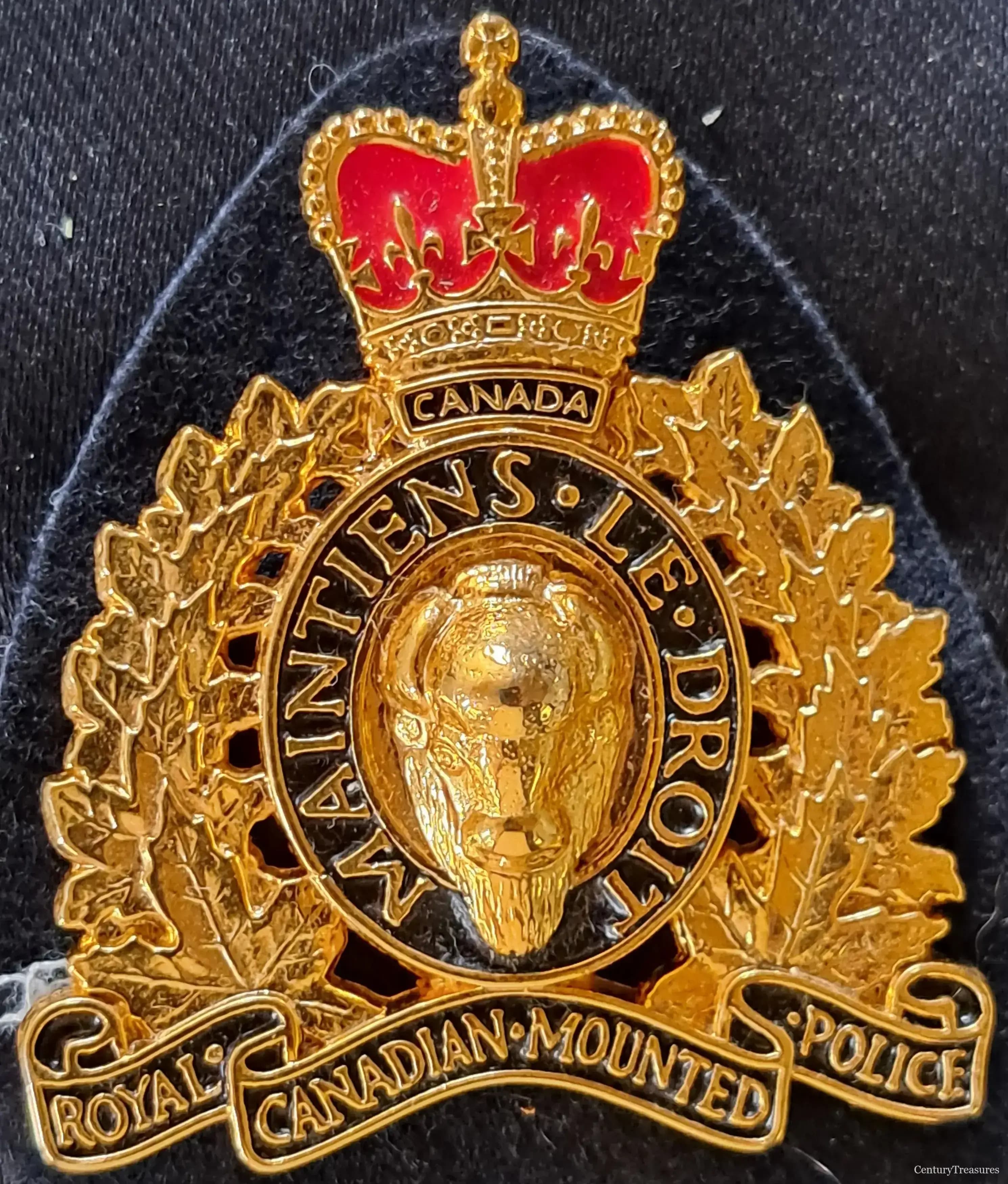 Modern RCMP Officer Enamelled Cap Badge