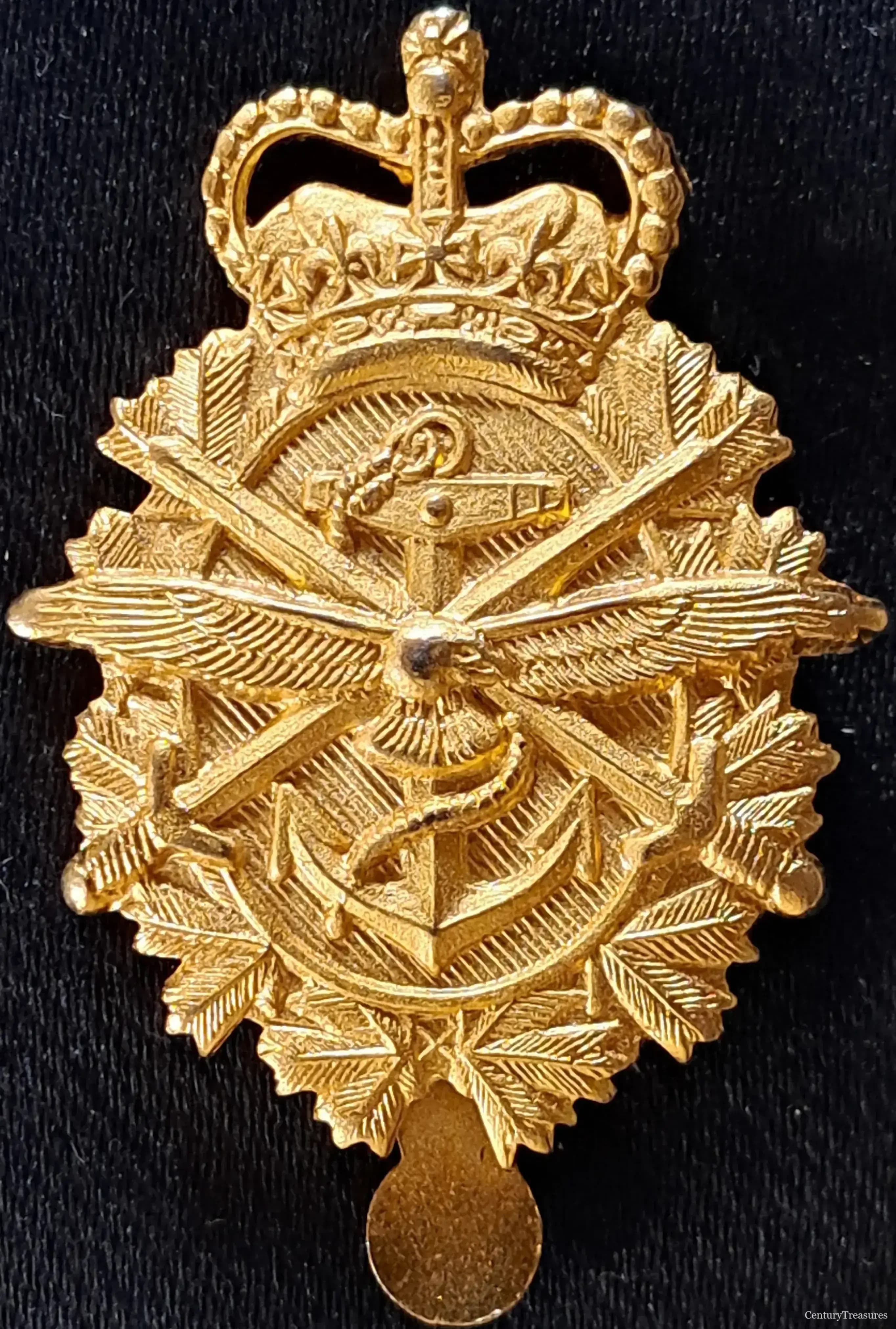 Canadian Armed Forces Tri-Service Badge