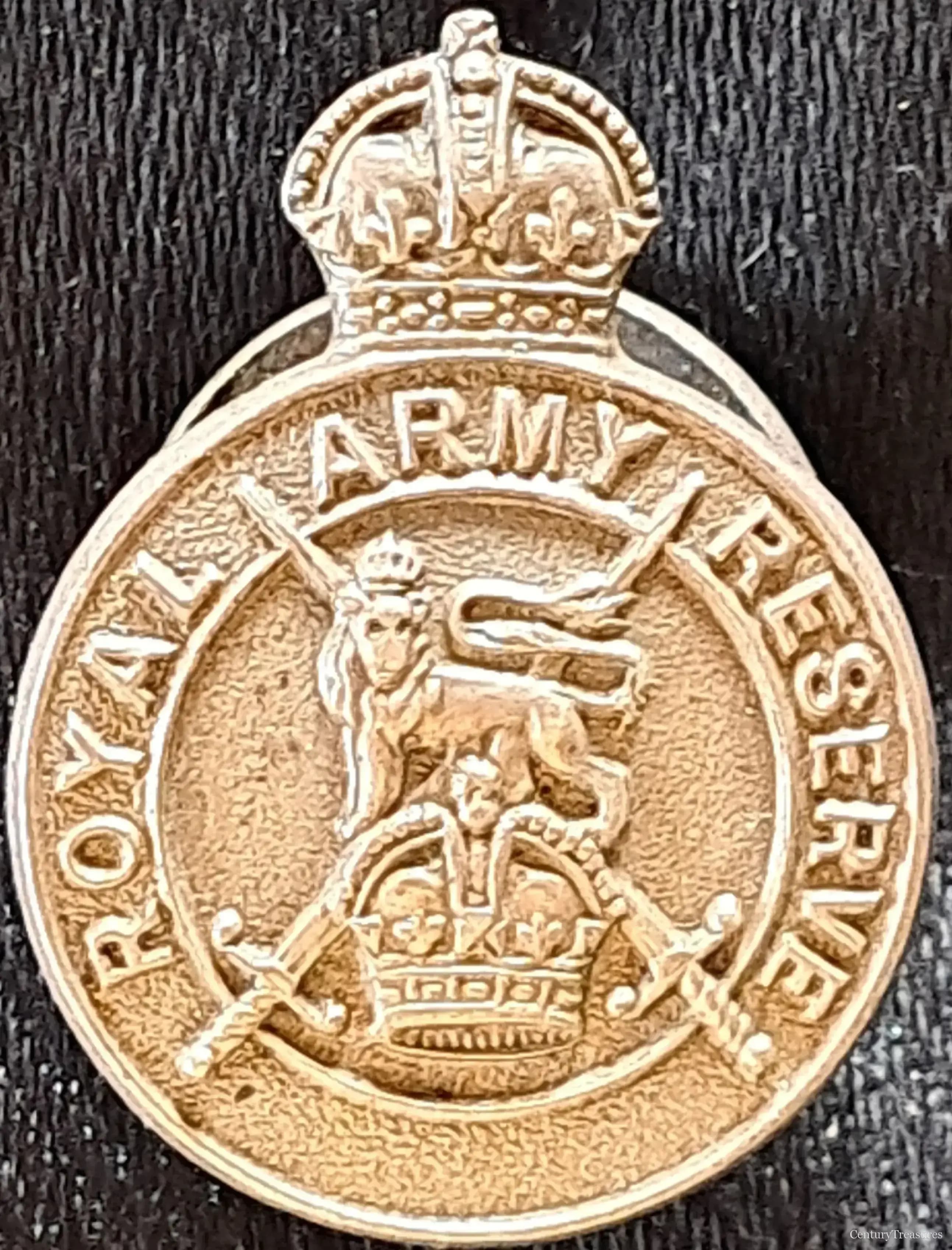 Royal Army Reserve Silver Lapel Badge