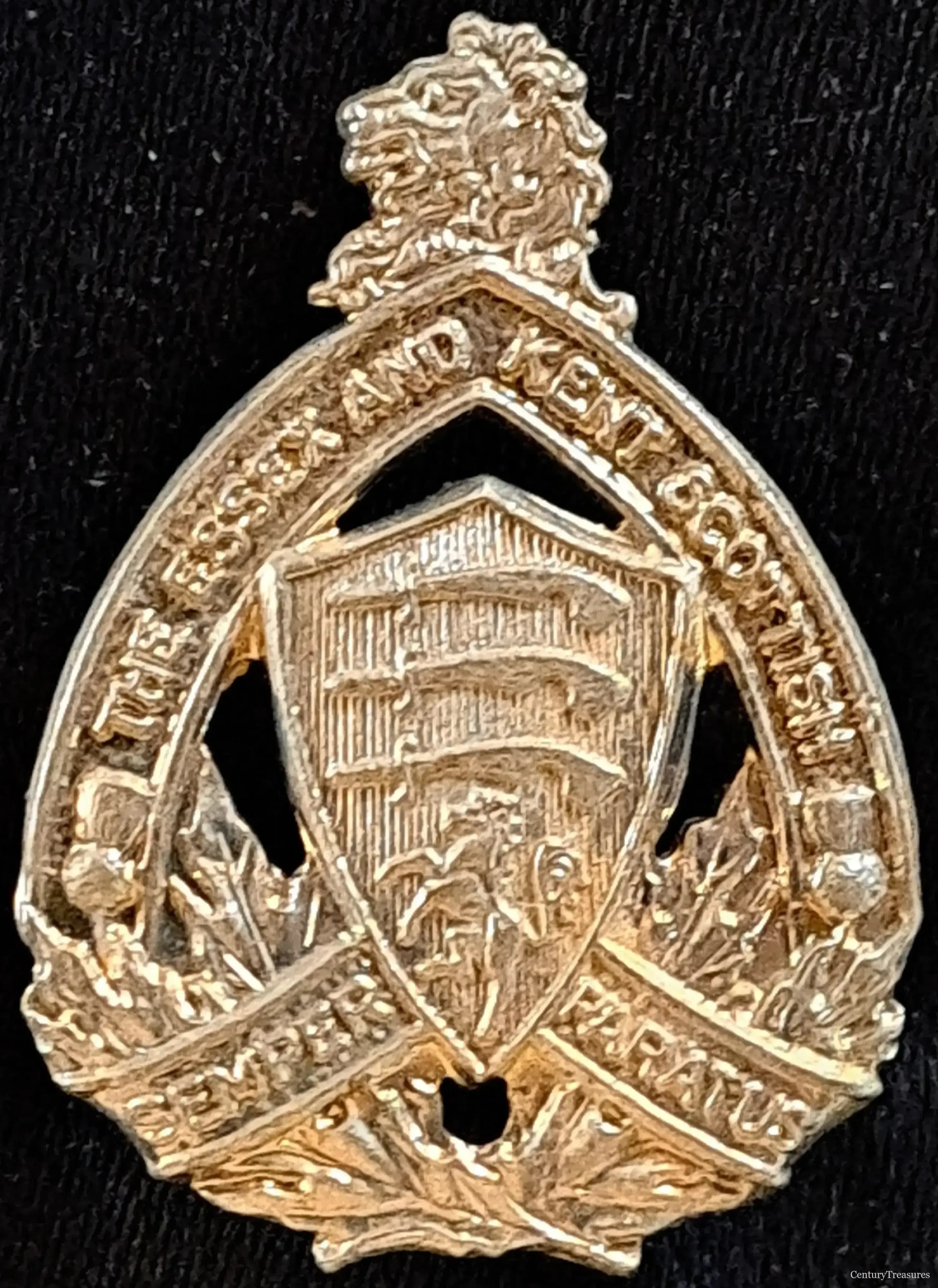 Essex and Kent Scottish Cap Badge