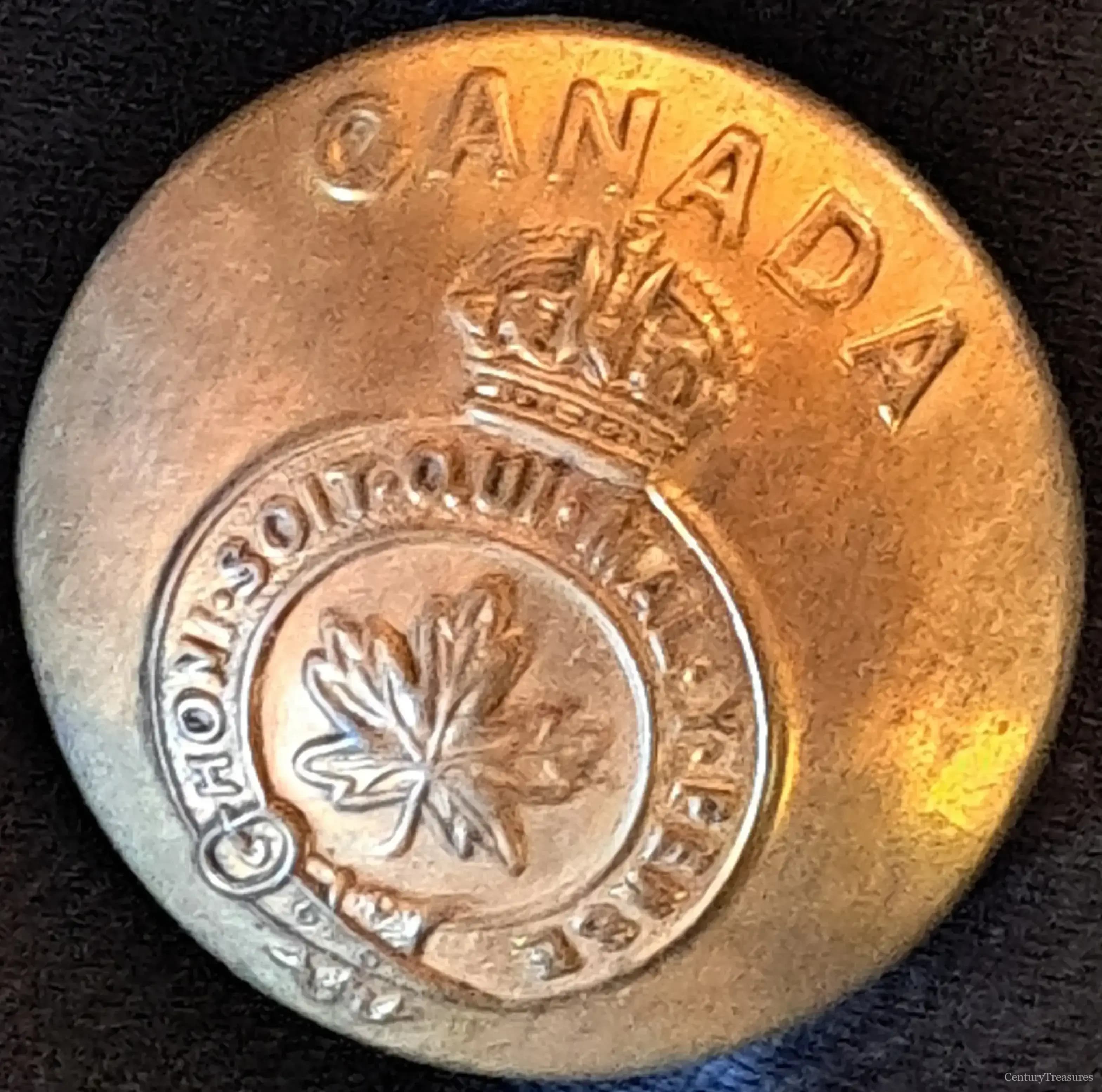 Canadian General Service Button