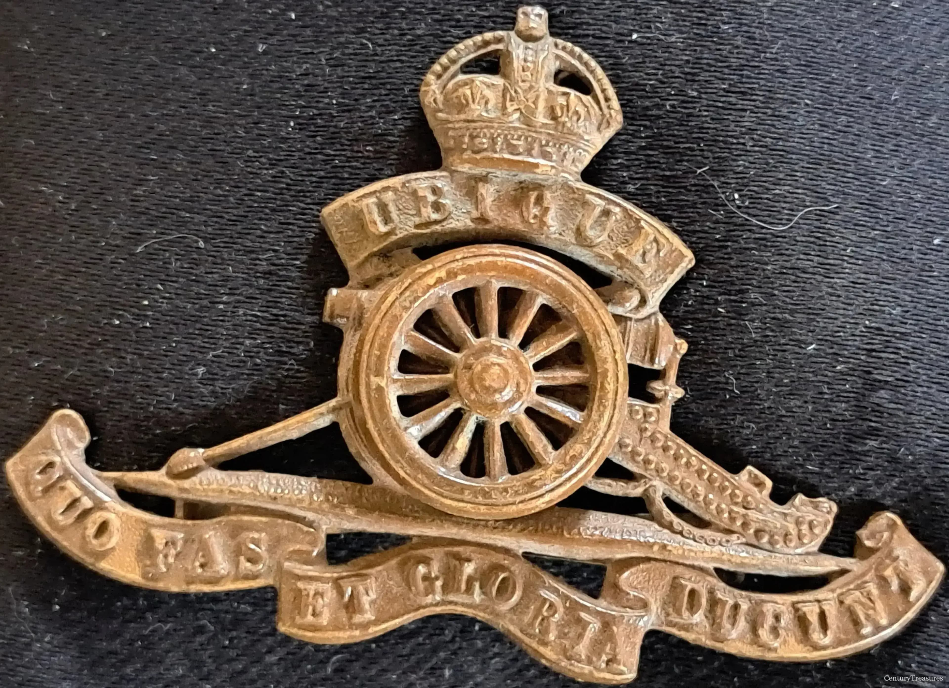 Royal Artillery Moving-Wheel Cap Badge
