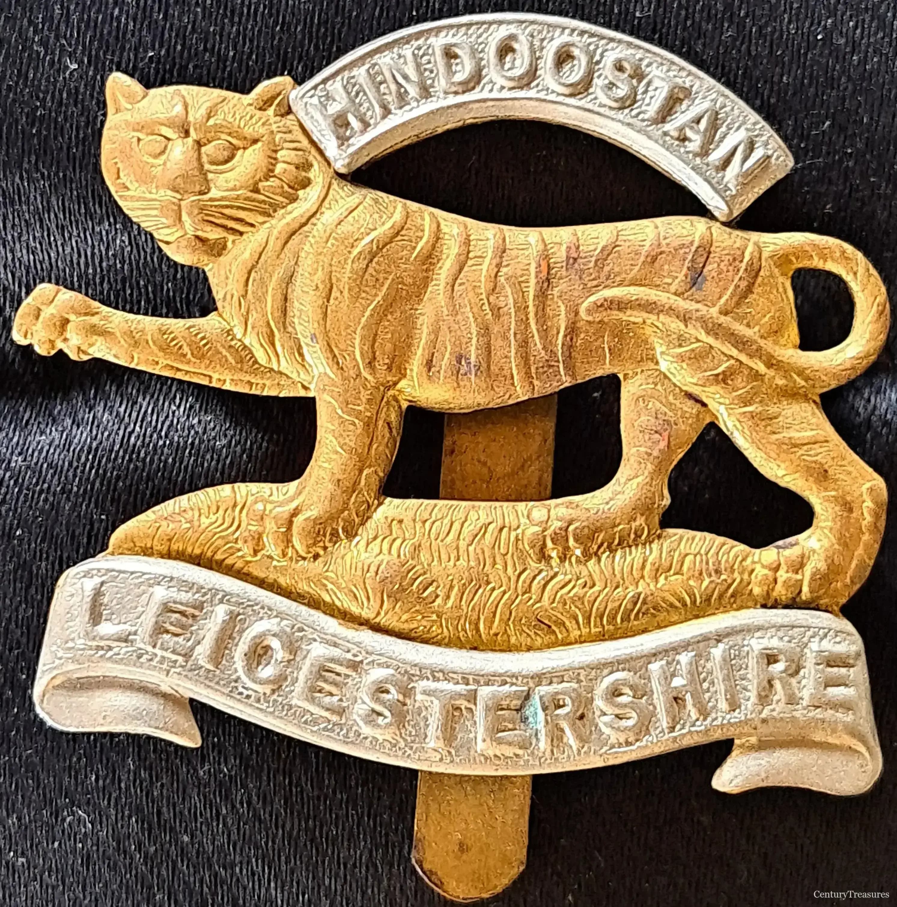 Leicestershire Regiment Bi-Metal Cap Badge