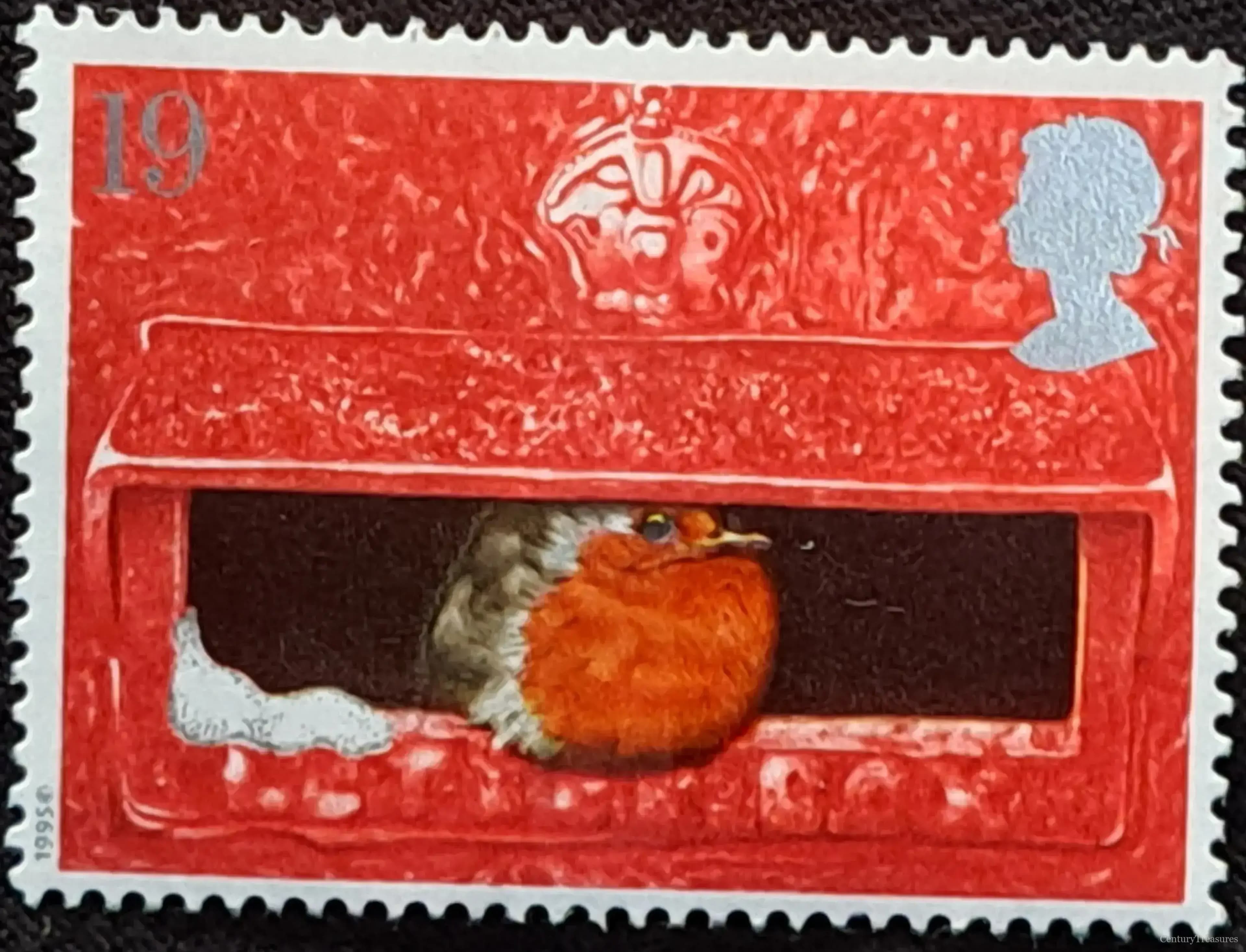 Christmas Robins Pillar Box Issue