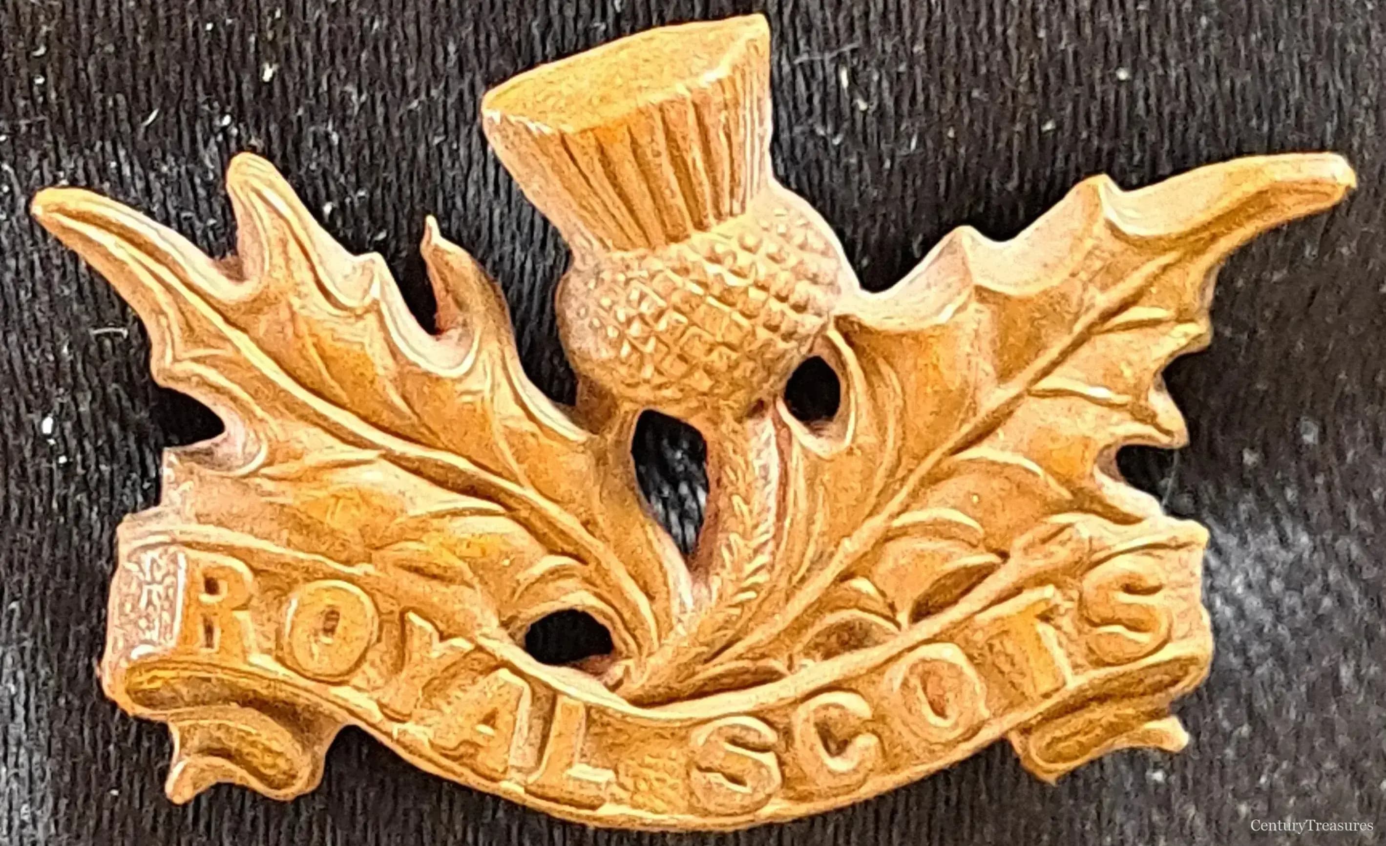 Royal Scots Gilding Metal Collar Badge