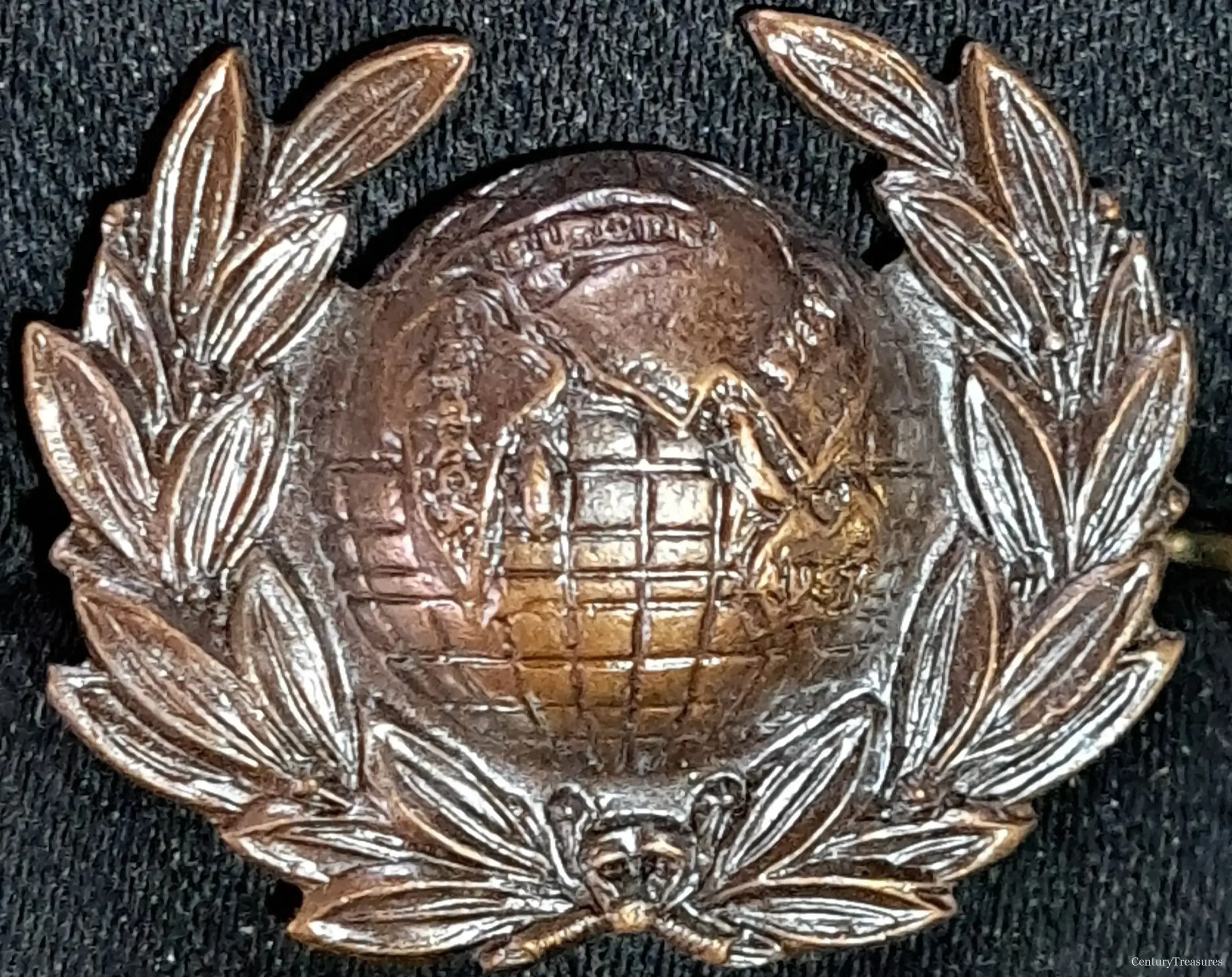 Royal Marines Bronze Collar Badge