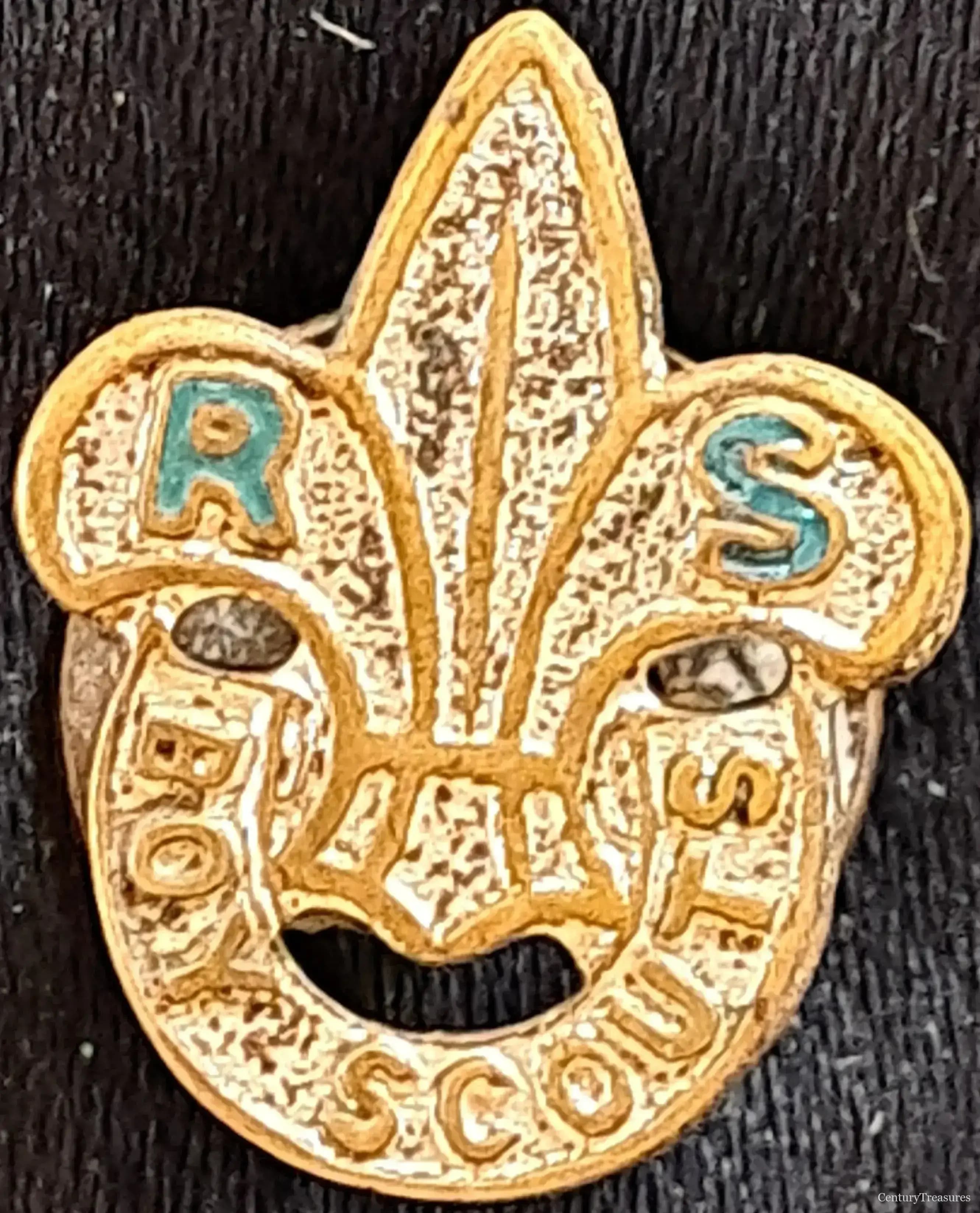 Boy Scouts Rover Scout Buttonhole Badge