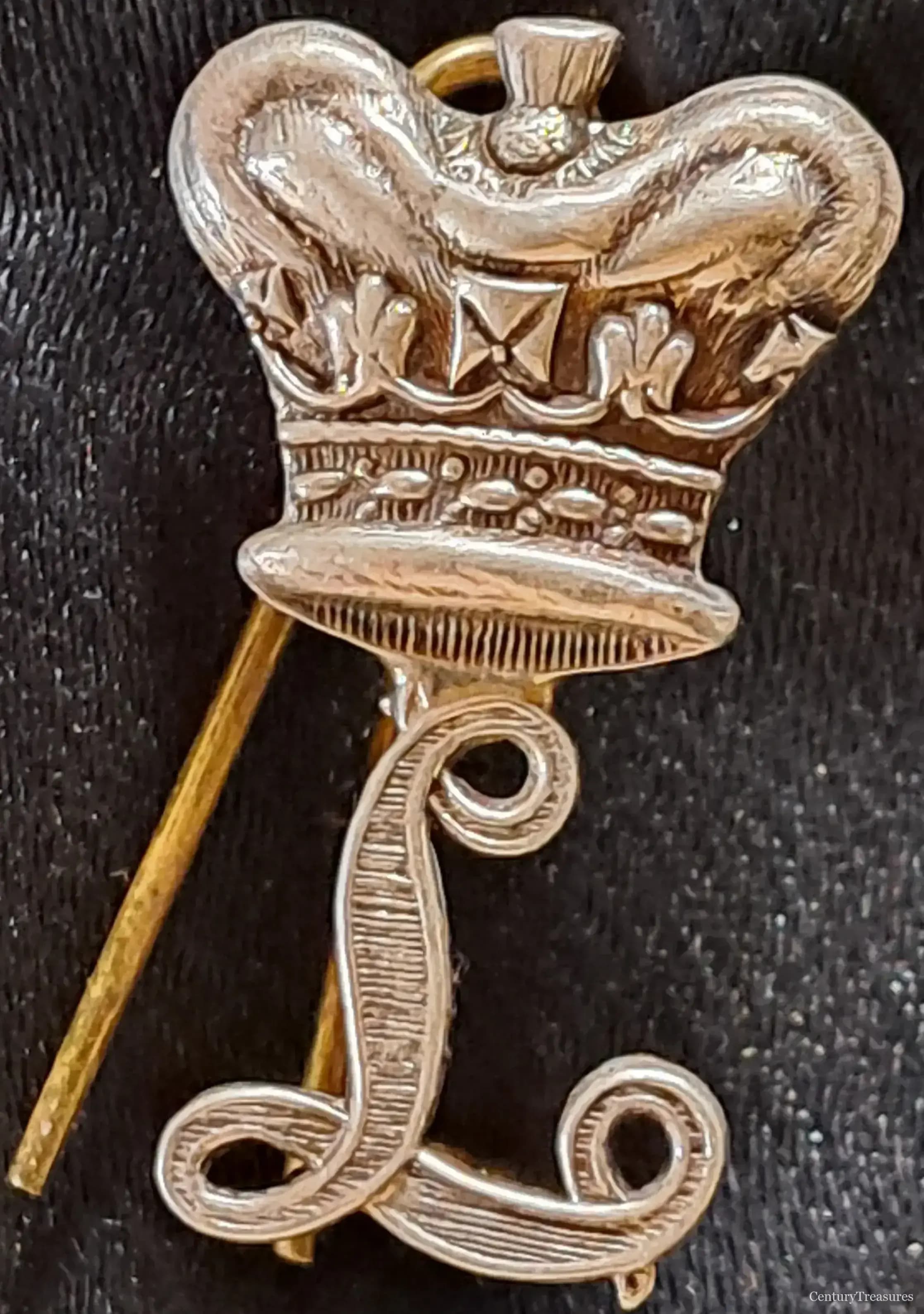 Seaforth Highlanders Sterling Leopold Coronet Insignia 